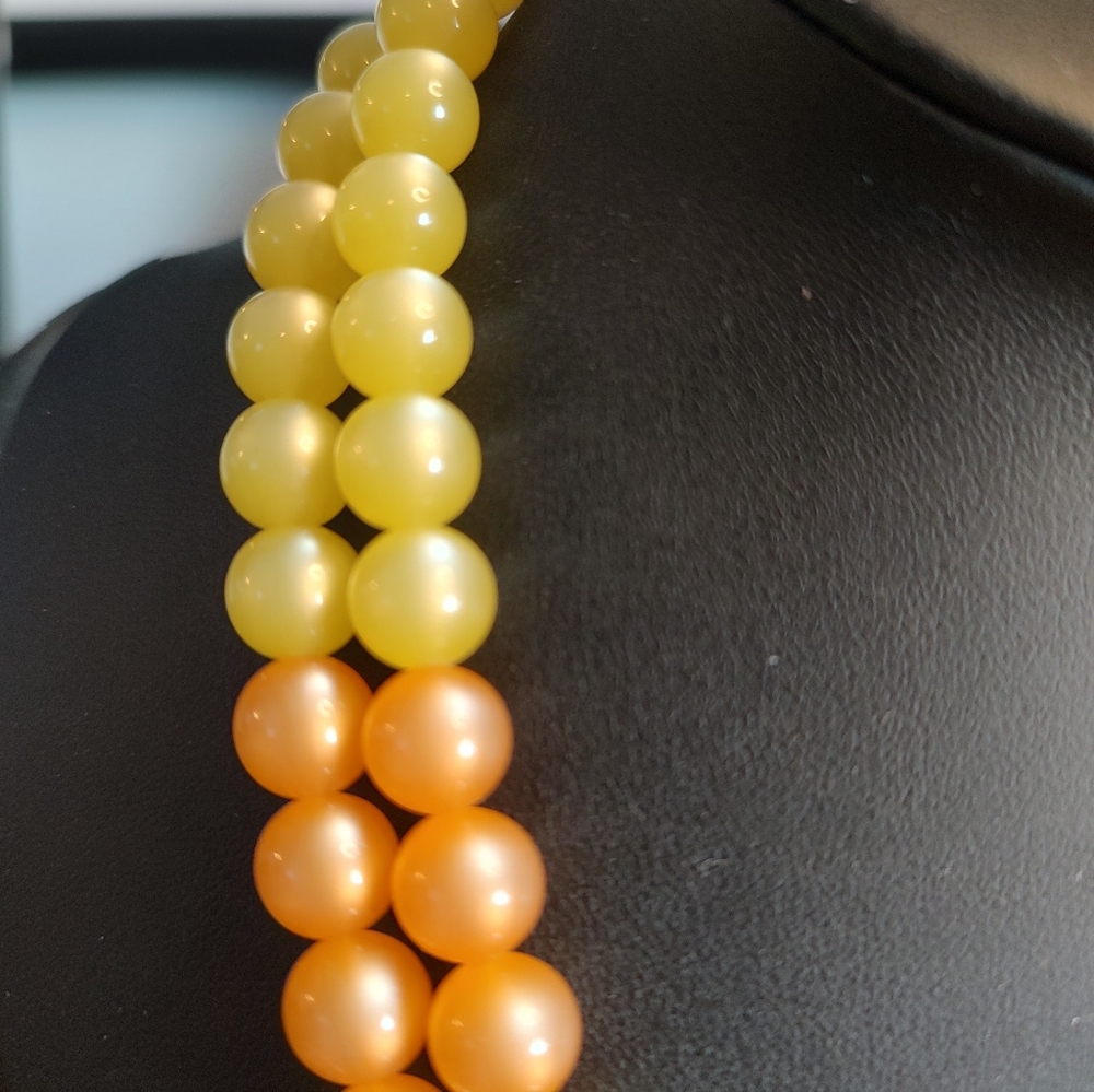 19 sherbet color 3 strand necklace - Picture 4 of 4